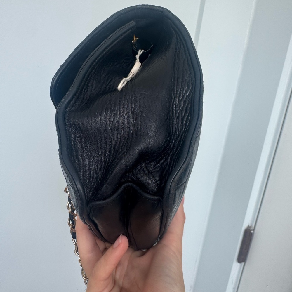 Vintage Chanel Classic Flap Bag Black Quilted Lambskin 24k Gold 1991–1994 - Picture 8 of 17